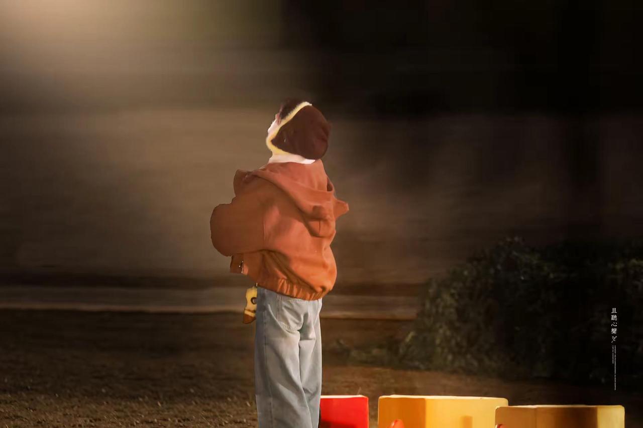 愿美好都向你走来。