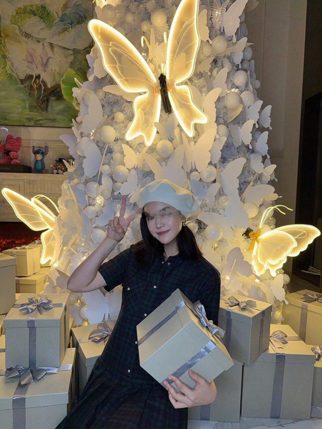 陈妍希9岁儿子正脸照这样独自美丽多好，何必动不动就牵扯前尘往事呢！分开了就各自安