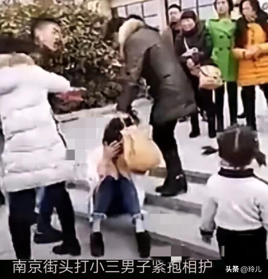 小三真的在撕毁中国家庭的最后一道防线！

别只看到离婚，背后藏着整个家的崩塌
 