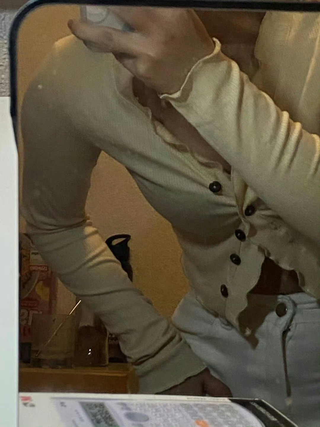 她私底下就是辣条冰淇淋都来的 ​​​
