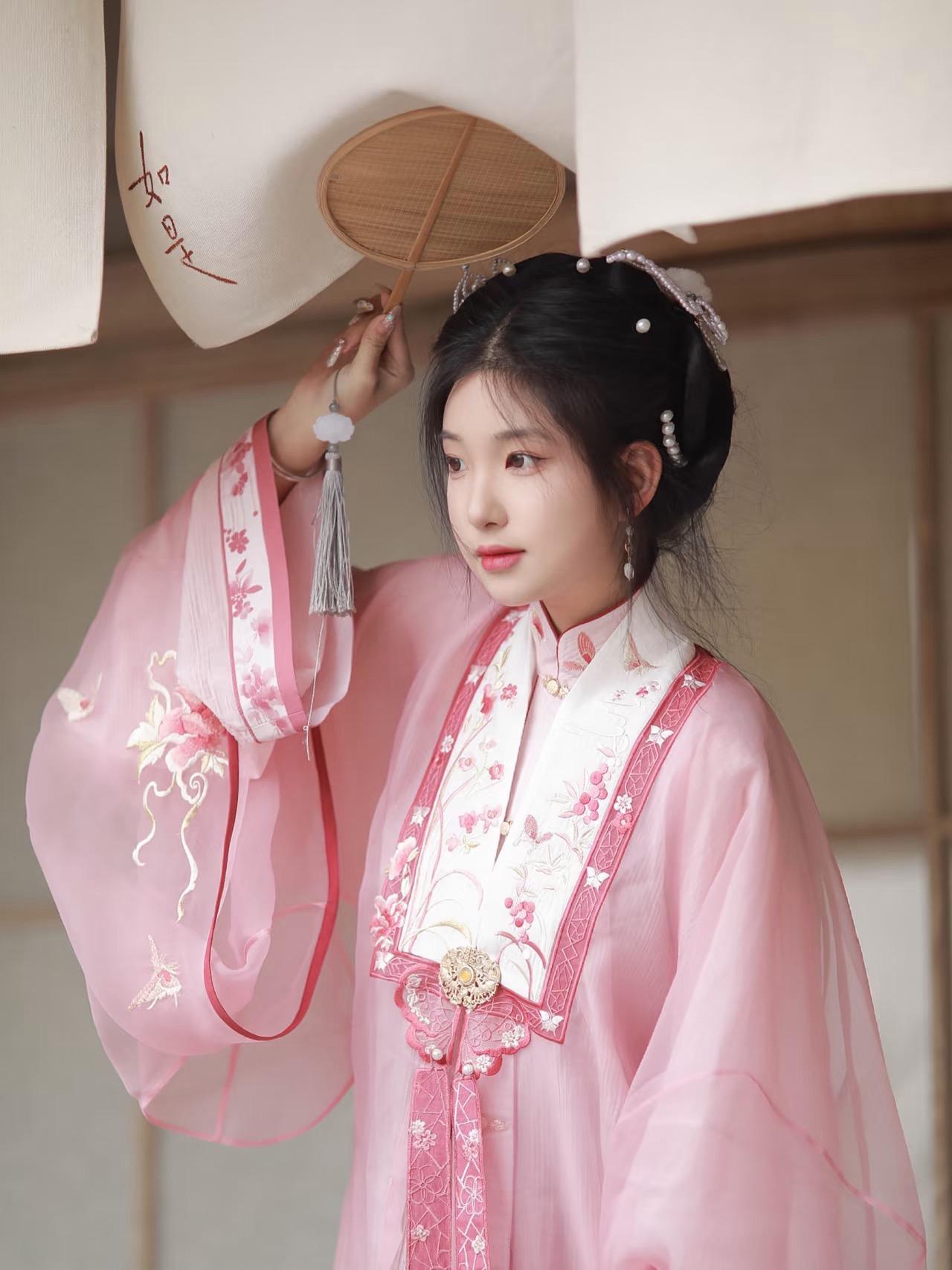 我叹这缘分真是奇妙。是几年前的广纸 库存大王就是我