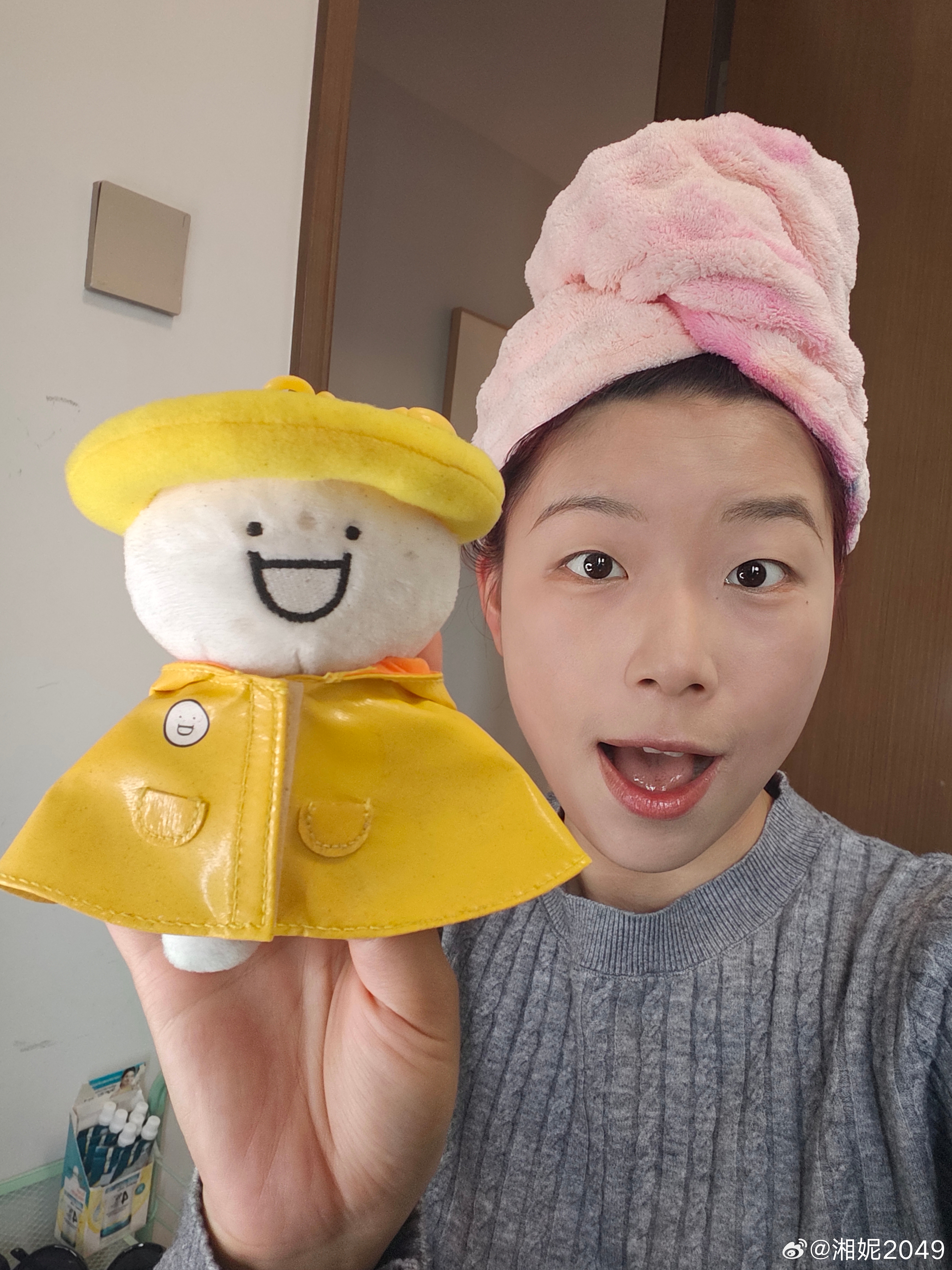 早！养铁粉养铁粉PS：真的好羡慕男生早上能无痛洗头，我早上洗个头要死要活的