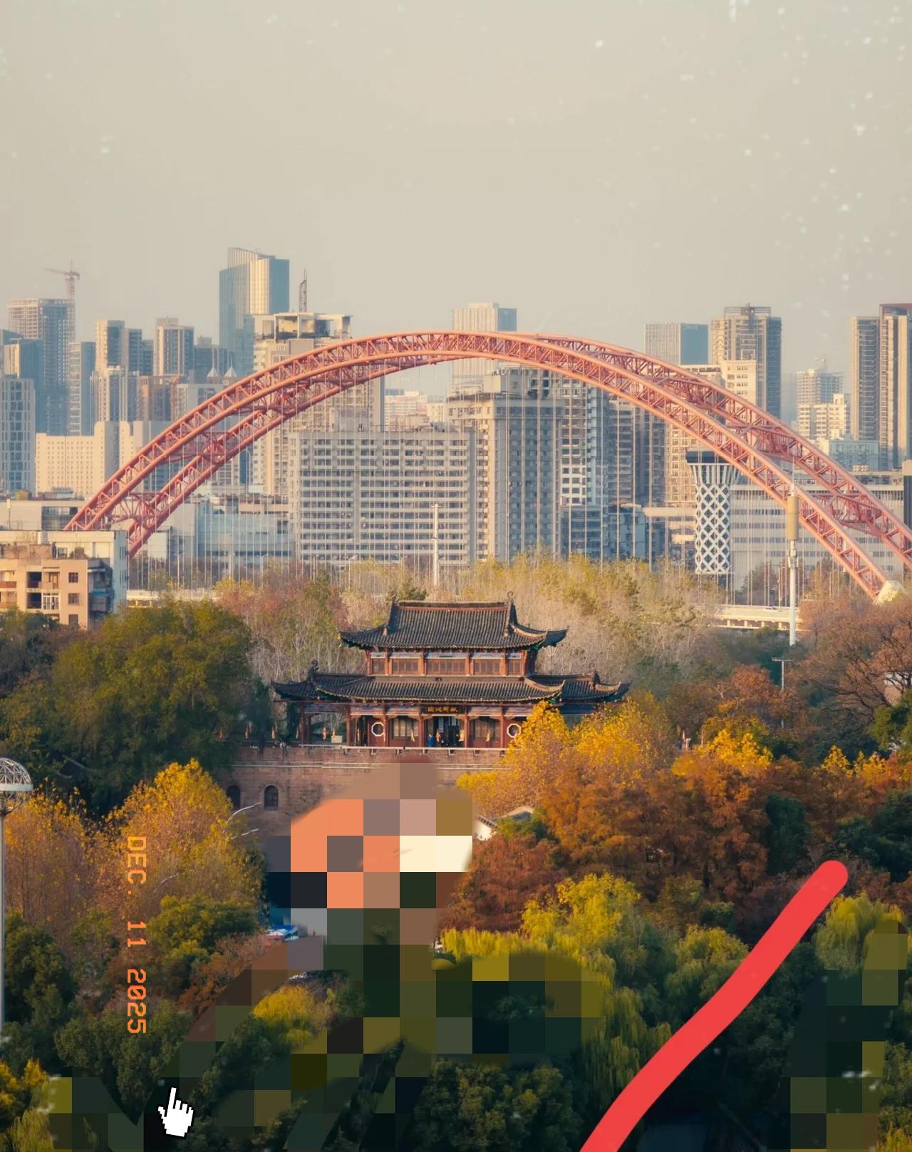 刷到个消息，手都抖了。
又是武汉。
武科大，在搞艾滋病的治疗药物，已经干到三期临