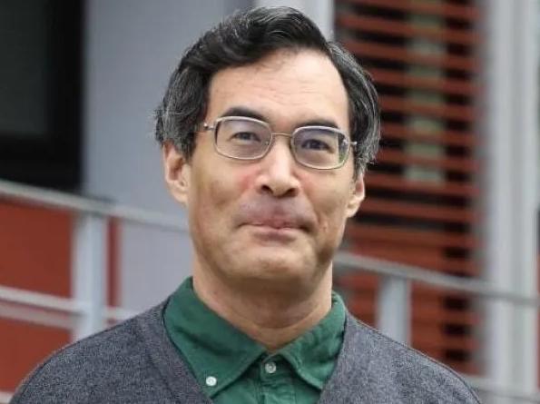 当今数学江湖里的隐士，望月新一

年少时期，他就是武林里风头无两的少侠：师从大宗
