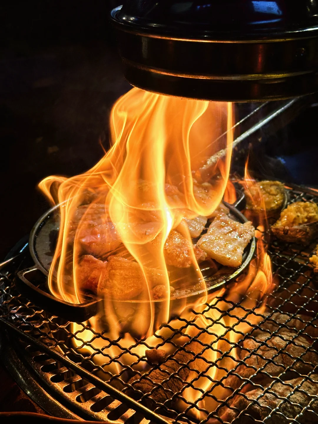 全澳唯一炭火烧烤放题🔥刺身、海鲜、烤肉任吃