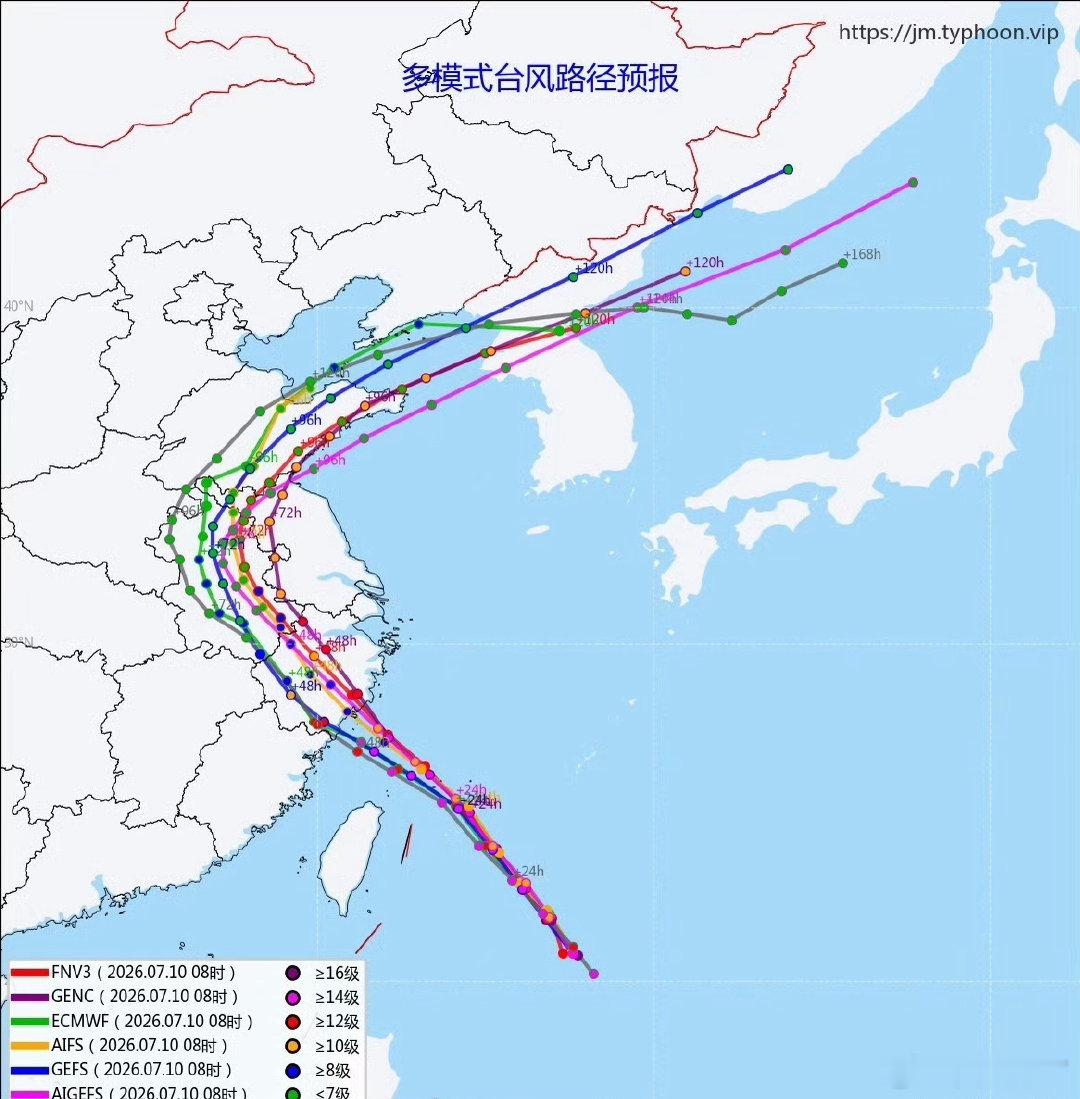 巴威台风眼消失台风经济超强台风“巴威”正以惊人的速度和破坏力逼近东南沿海，其路径