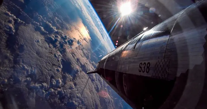 SpaceX收购xAI诞生史上最大独角兽，讲太空数据中心故事给xAI输血