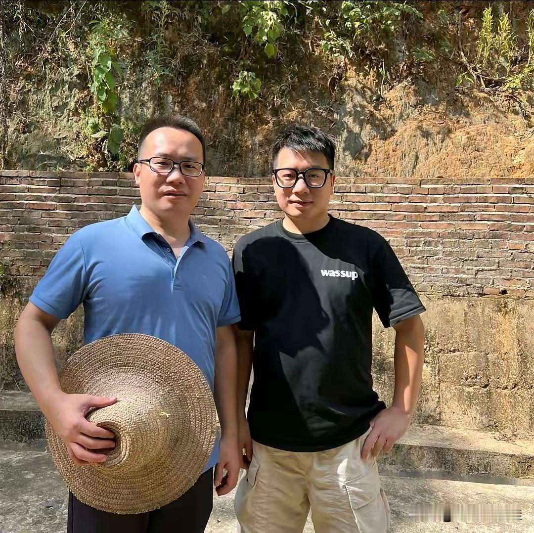 43岁的哥哥给所有男人提了个醒

不是因为失业，也不是因为年过四十，而是他选择放