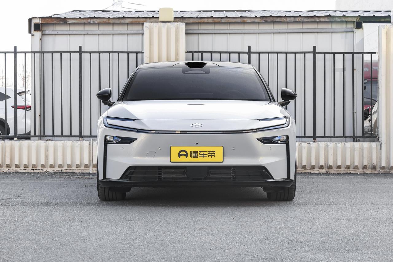 丰田铂智7三月上市前瞻：亮点与隐忧并存
最近广汽丰田铂智7官宣3月上市的消息刷爆