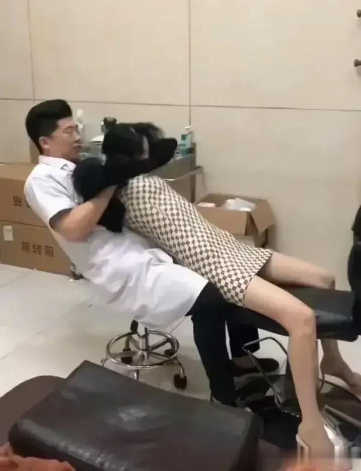 这是谁家的部将，如此勇猛？

      