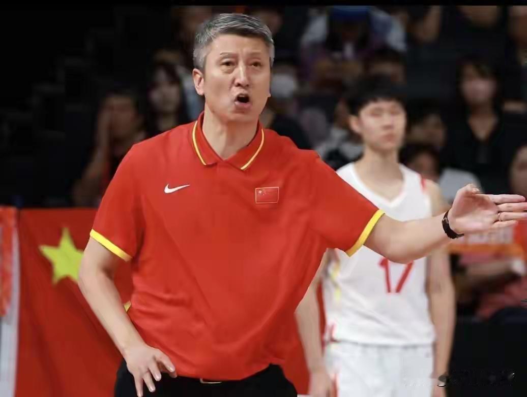 就像三年前痛恨那些喷杜锋下课的喷子们一样，本人也反对现在有人喷郭士强下课。原因有