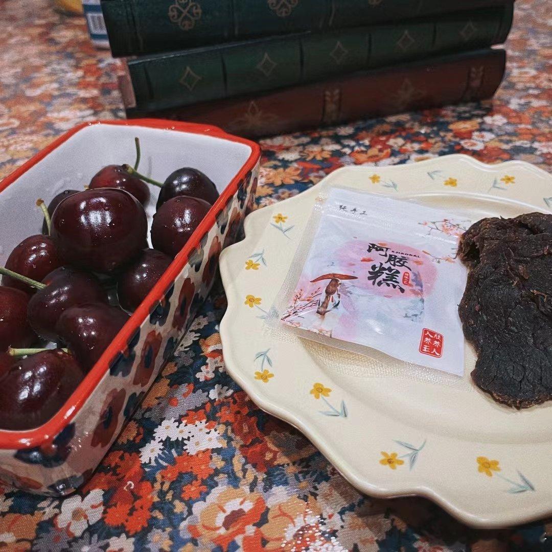 友人家喝茶聊天，来点夜宵，一人份量，我还减什么肥呢？ ​​​