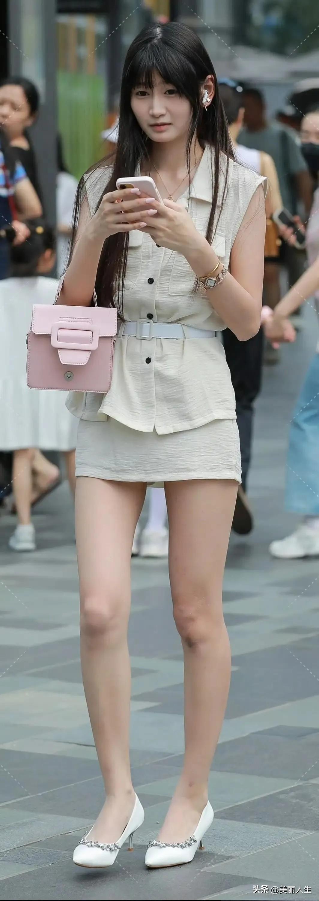 梦幻魔都
满载而归
乡下人进城的一天
嘉里就是我的钱包斩杀器
去了就没有空手回来