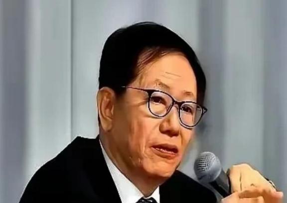 “大陆要是敢来，我就把台积电炸了，给你留个空岛！”听听，这话说的，多硬气。不知道