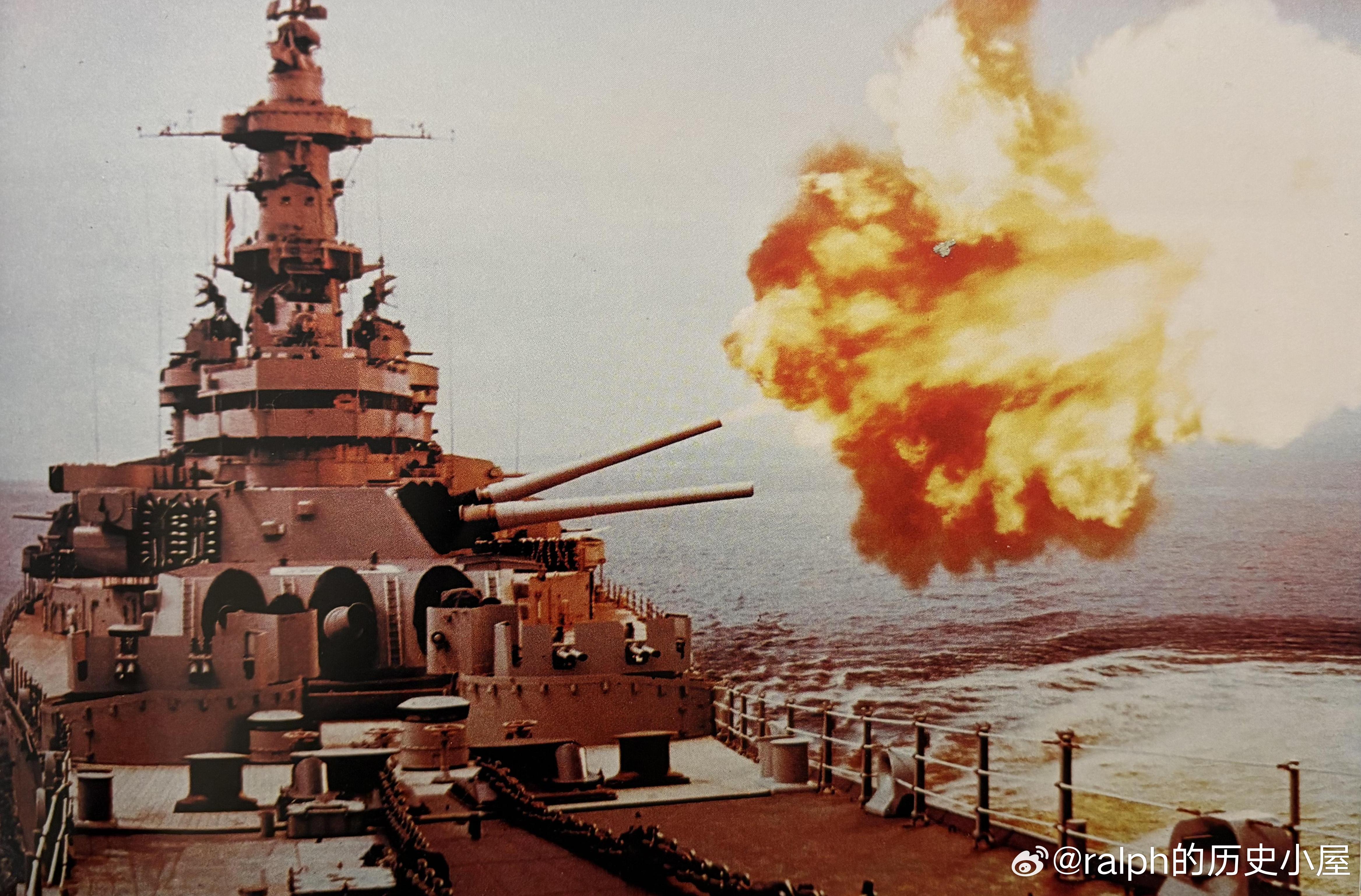 1952年中期美国海军衣阿华号战列舰在朝鲜对地面部队进行火力支援军事历史全触达