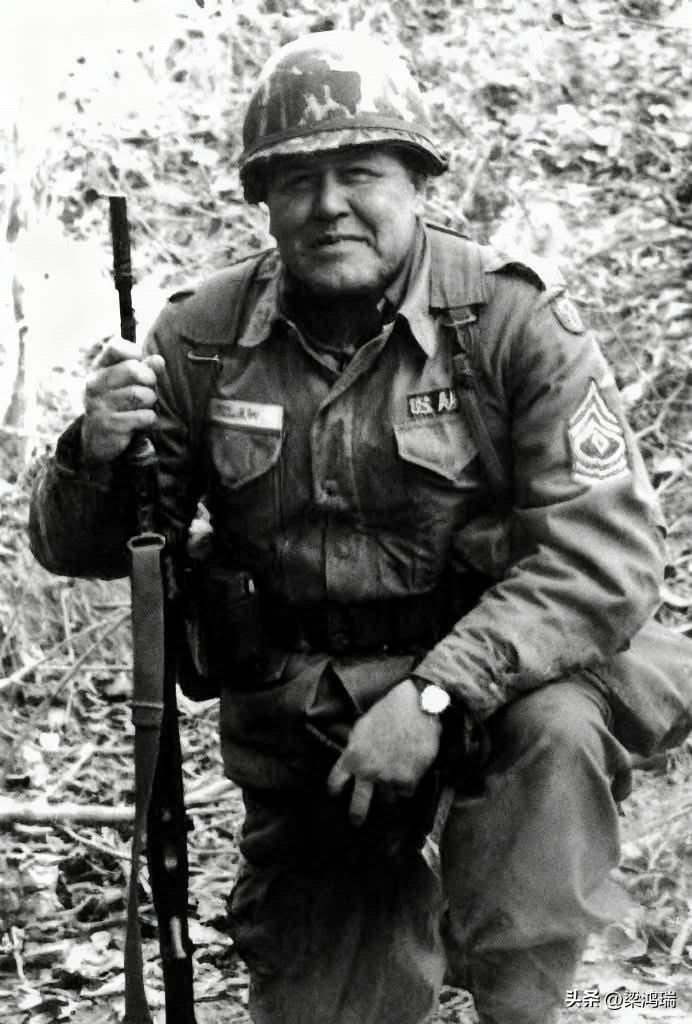 第一军士帕斯卡·克莱图斯·普劳（Pascal Cleatus Poolaw, S