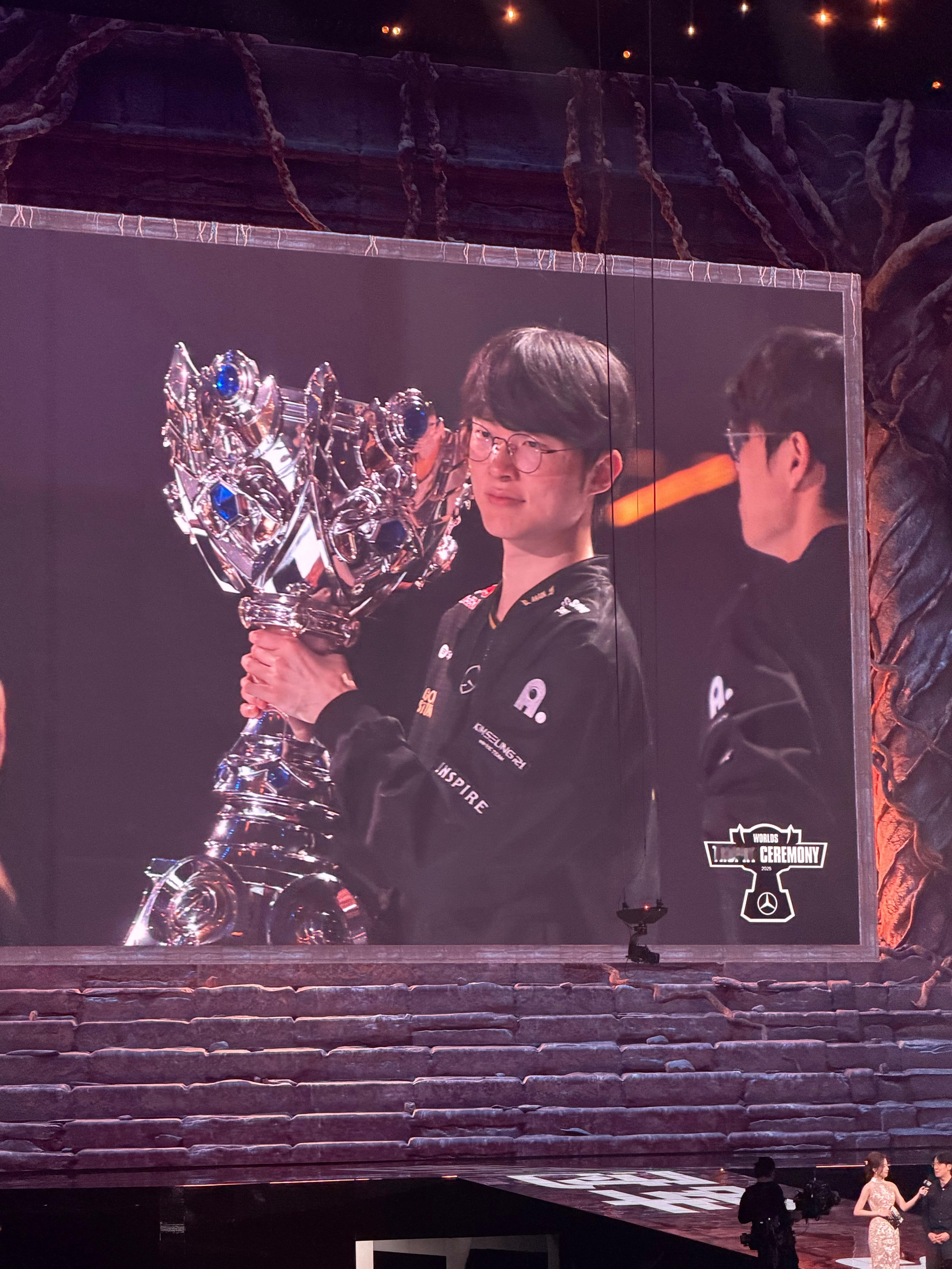 还有谁能打败faker … ​​​