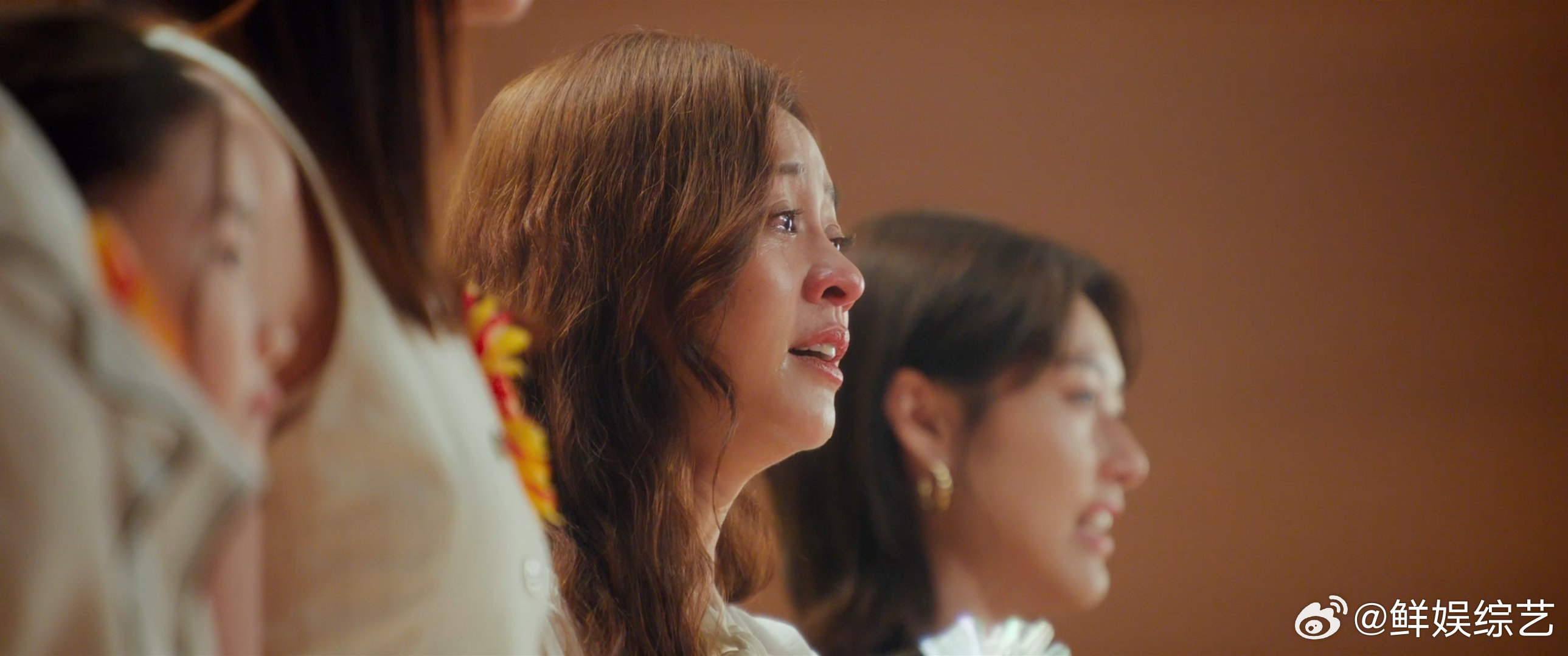 女性友谊还是太好哭了 不用刻意解释，不用反复确认，一个眼神就知道你在难过，这种默