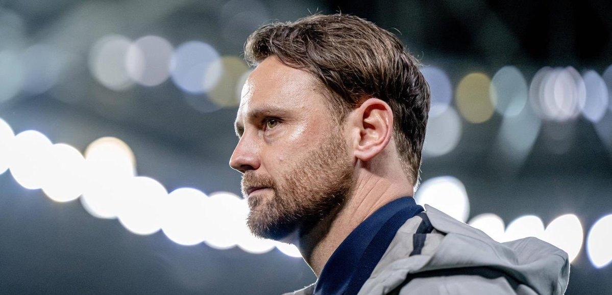 这次必须站在维维尔这边，锁🔒就是会哄小孩而已，技战术思路一点都没有。

维维尔