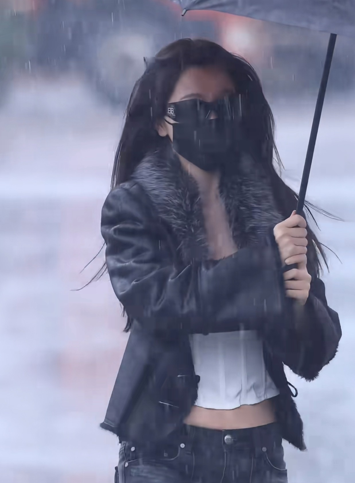 哇塞，窝鱼今天完全雨中女神来的…好有氛围感 