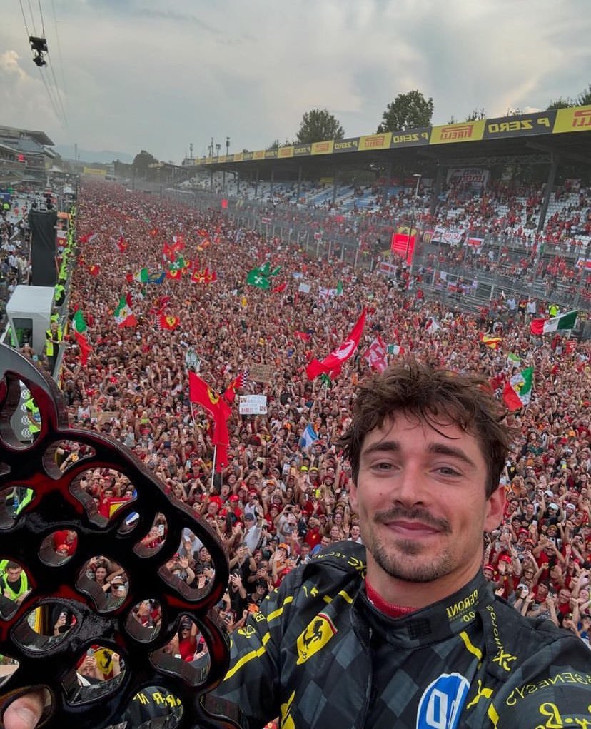 这一次是勒克莱尔的冠军自拍🤳🏆#F1##赛车##2024f1意大利大奖赛##