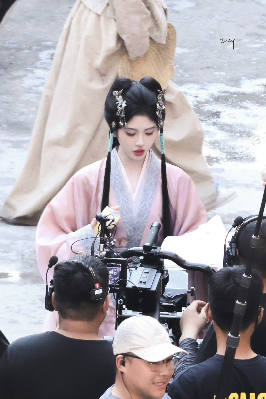 jjy鞠婧祎jjy 鞠婧祎姜黎非“月亮是隐喻 所有本体都是你 