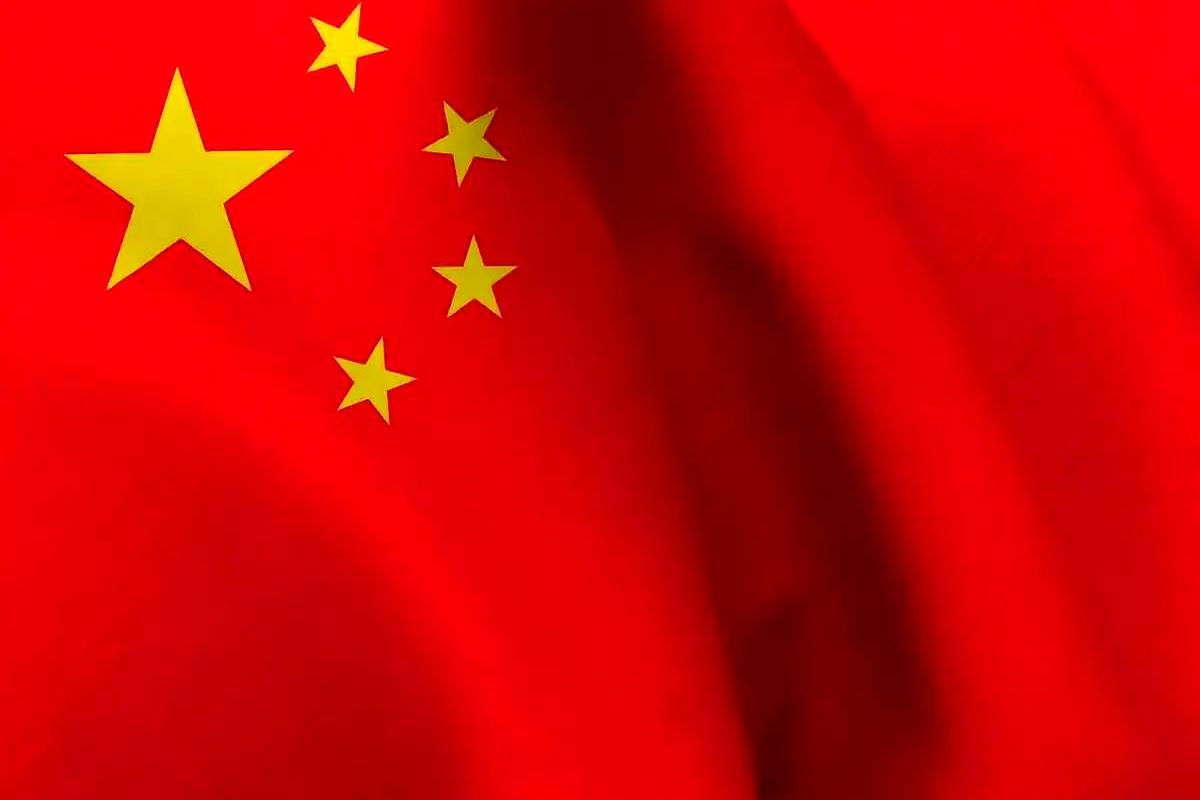 都10月9号了，人社部和财政部的官网还挂着去年的老文件，2026年养老金调整的正