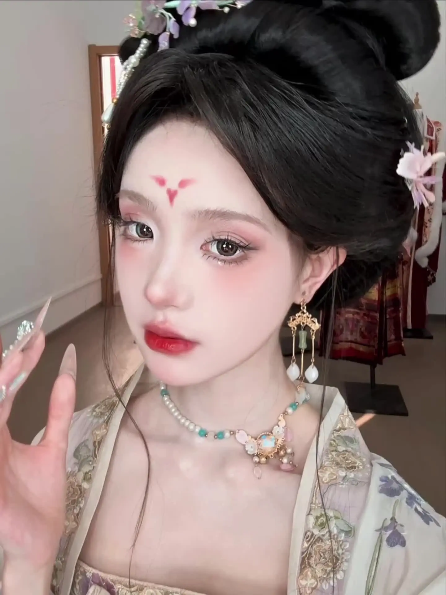 苏幕遮不要回头看……