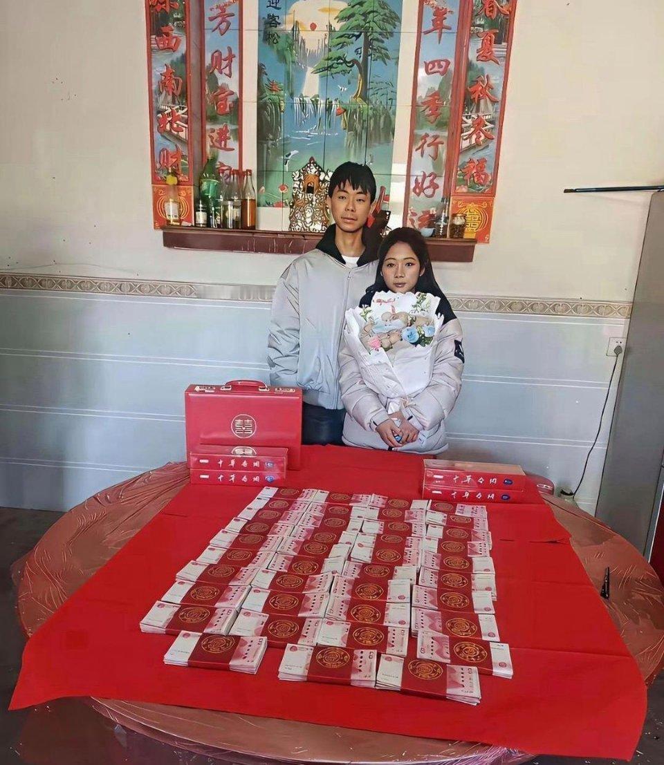 这婚定的，没有一个人是开心的。 