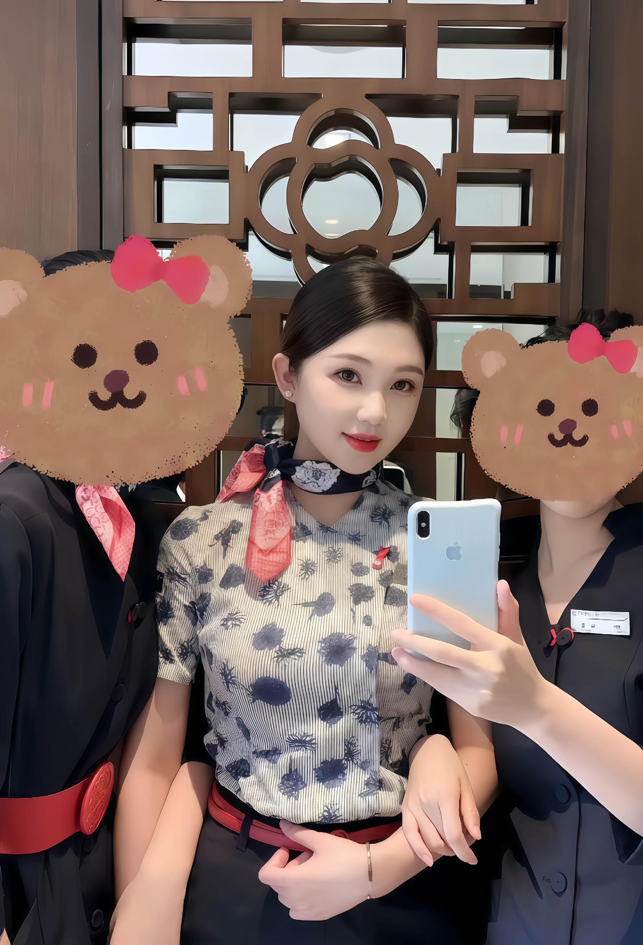 发一张你眼中最美的微笑照片