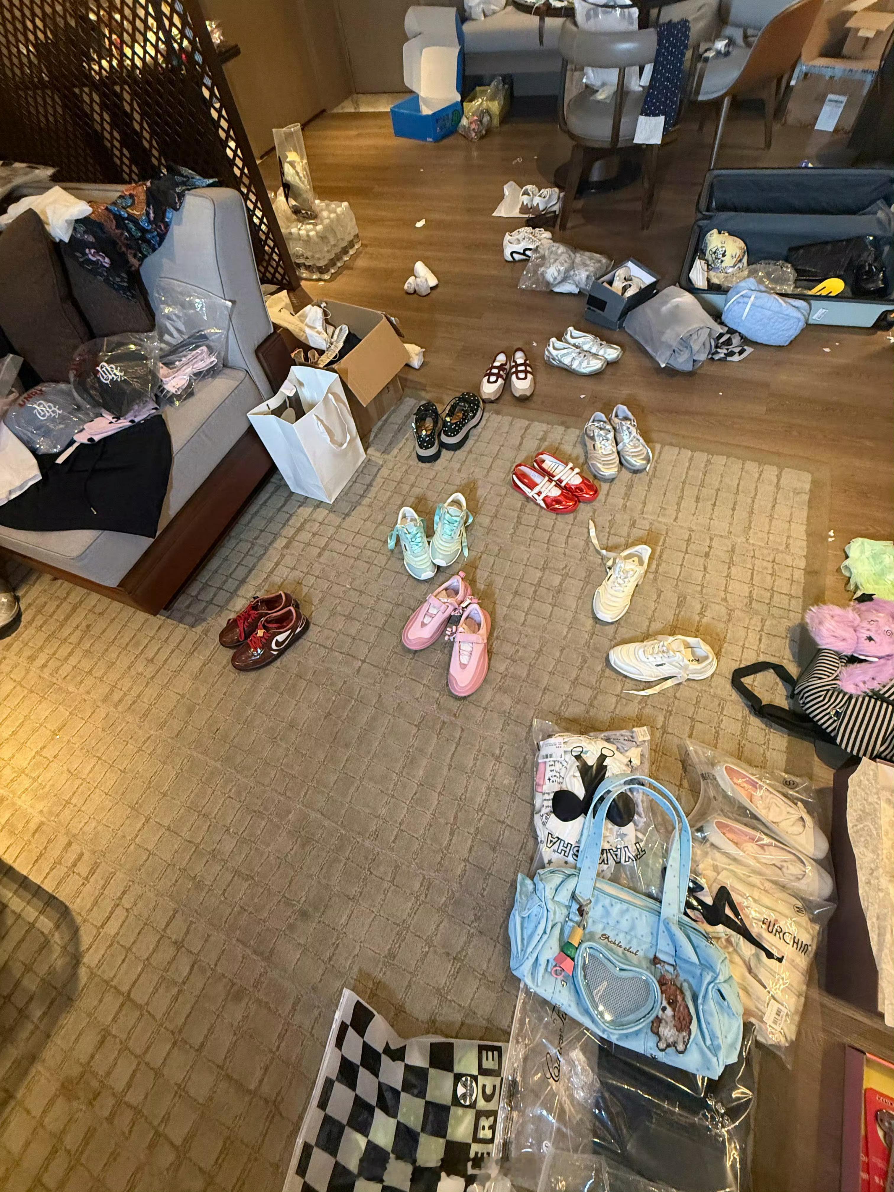 黄灿灿酒店的鞋子会自己走路浪姐日记浪姐乘风2026