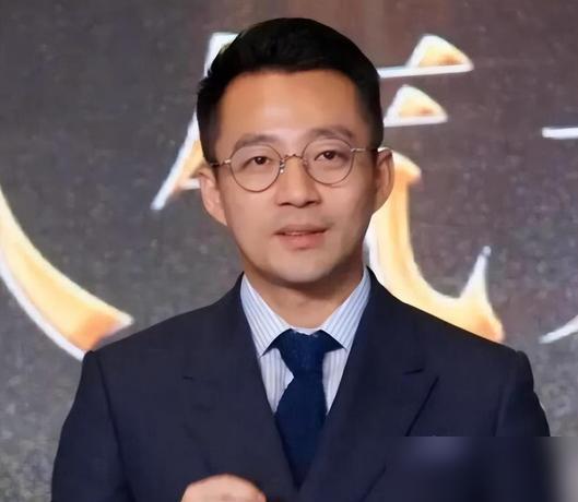 具俊晔清空了社交平台，连2.2亿遗产都说不要就不要了。
 
大S刚走，他先是签了