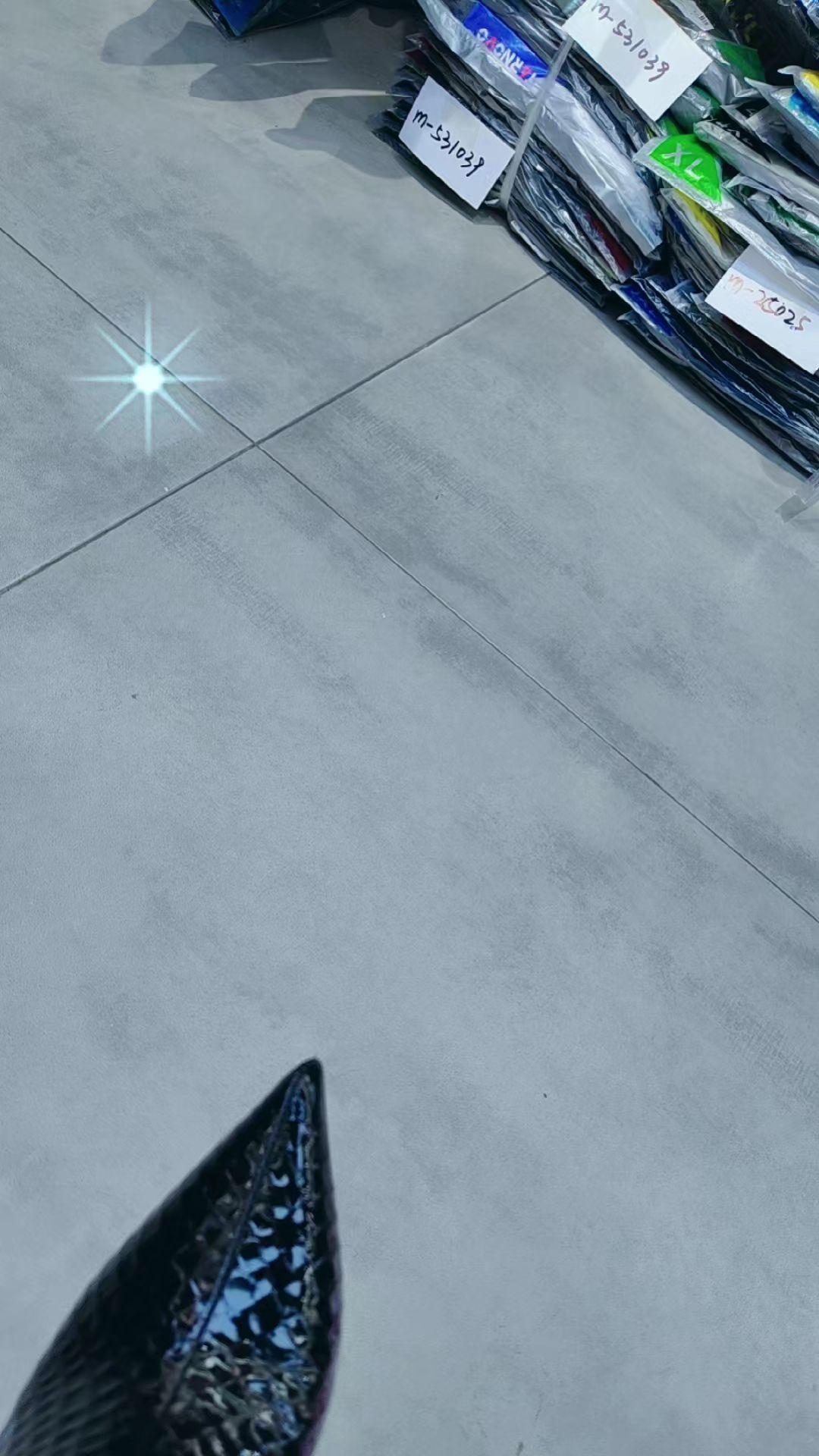 生活就像个玄学，越计划越没以后。慢慢你就明白了，走一步看一步，也是向前走…