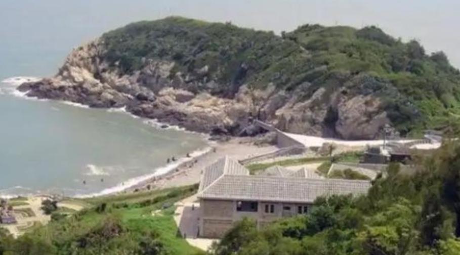 一旦台海爆发冲突，最难啃的骨头不是台湾本岛，而是距大陆仅50公里的东引岛！很多人