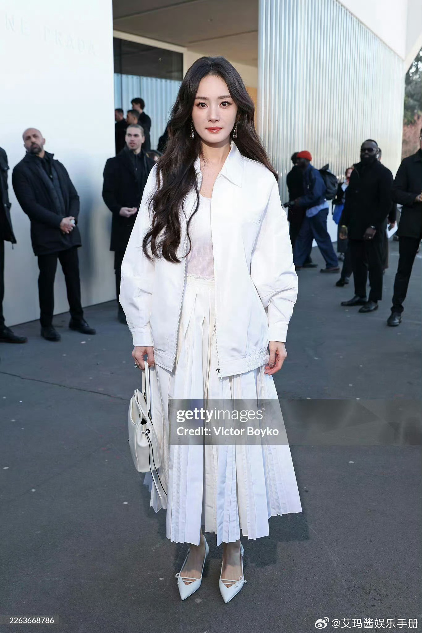 杨幂 陈都灵 杨超越 章若楠 袁一琦 王楚然时装周G社生图，来康康谁抗住镜头了？