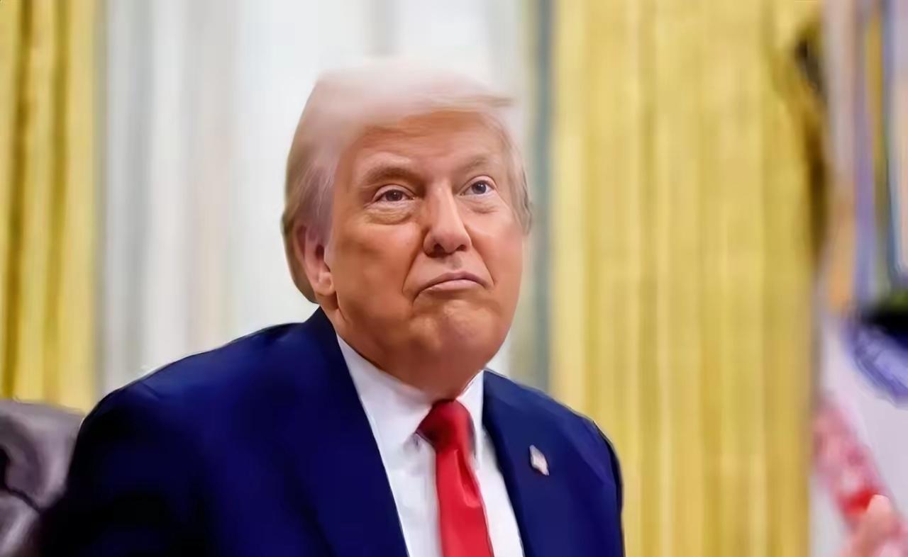 特朗普公海“打劫”中国货船：以为捏软柿子，结果把台海“封锁说明书”送到北京手里