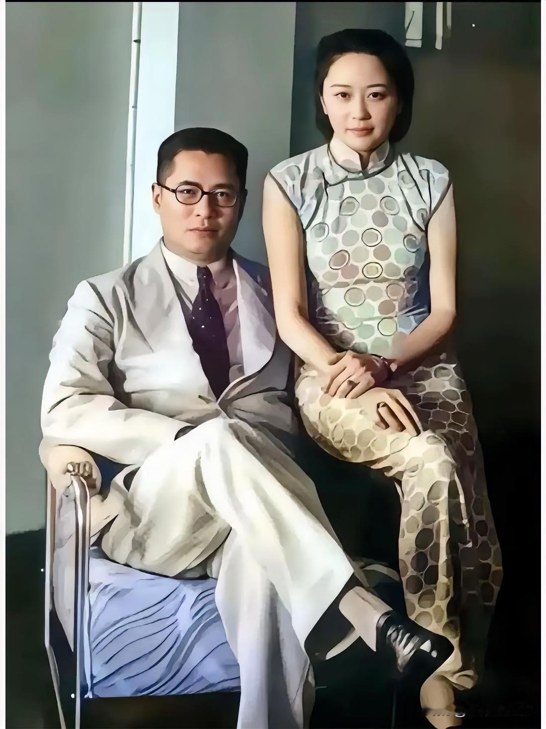 风流倜傥的宋子文，风姿卓越的张乐怡，这张老照片拍摄夫妇二人年轻时期。这并非演戏，