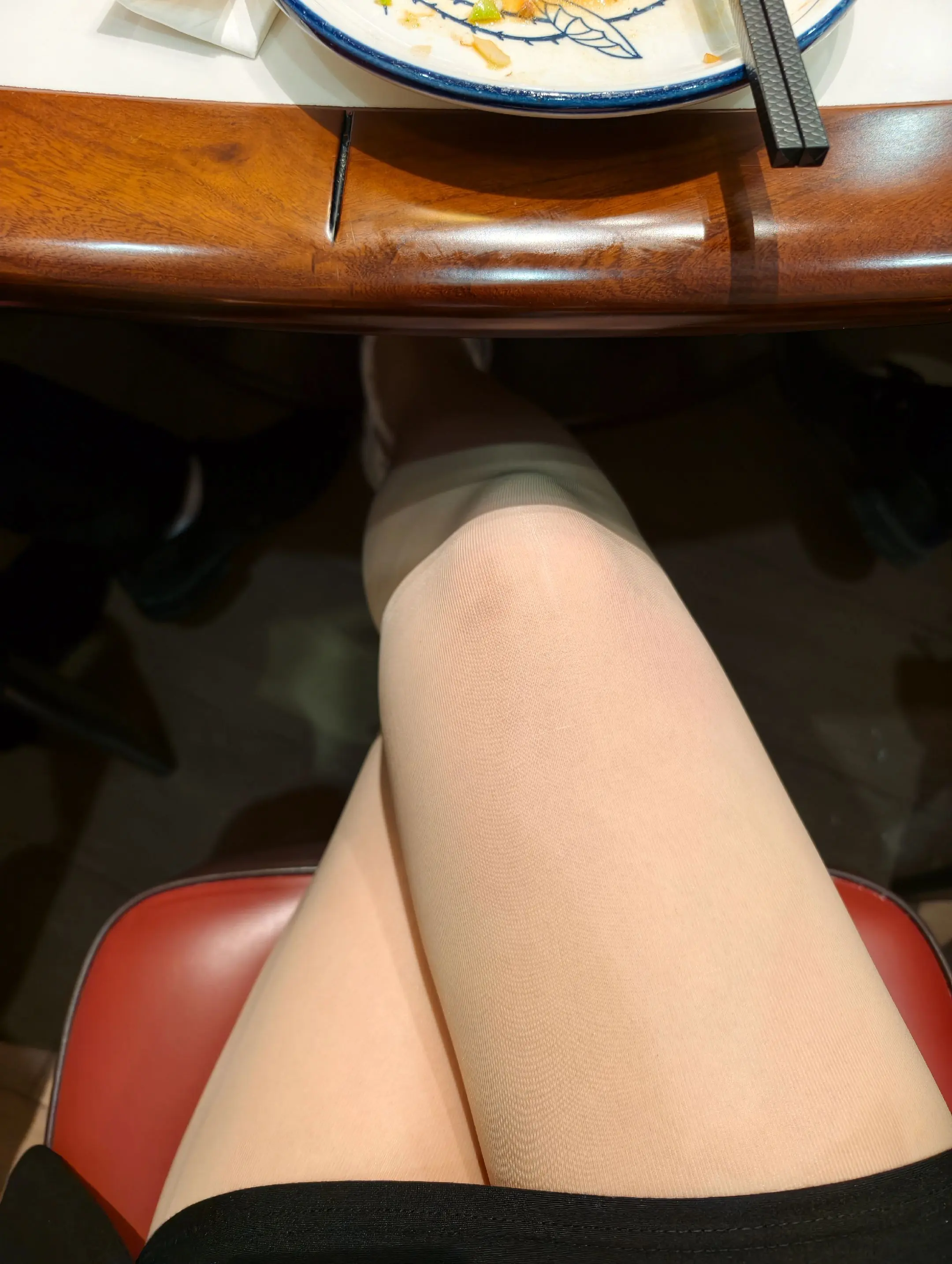 深夜的酒局永远不及清晨的一碗粥，最脏的句子最真实的理:说喜欢你想脱你衣...