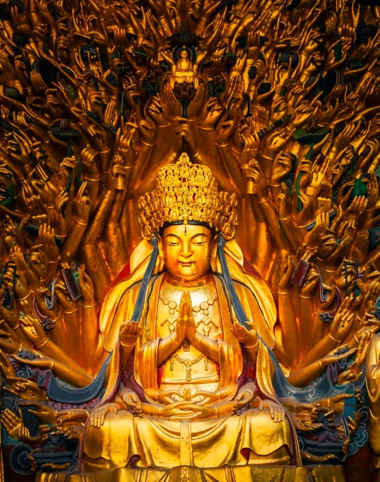 人这一辈子，说到底，求的不过是一份心安，过得不过是一种心境。很多时候我们愁眉不展