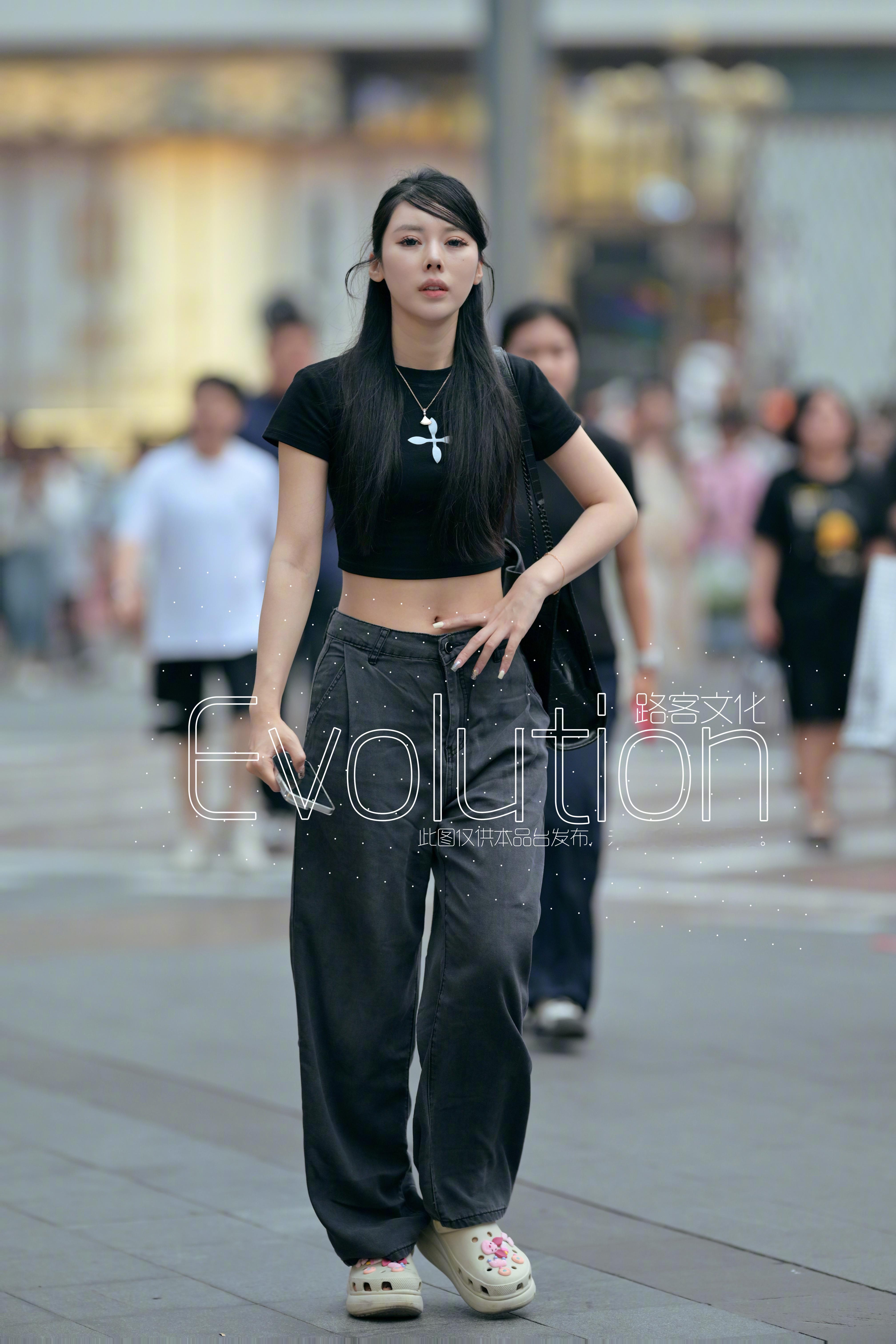 一射黑色穿搭酷酷的好好看 ​​​