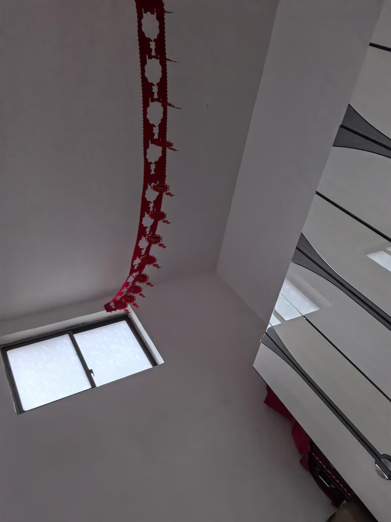 每天叫醒我的不是闹钟，也不是梦想，是娃的“夺命连环call”！连打个盹都得掐着点