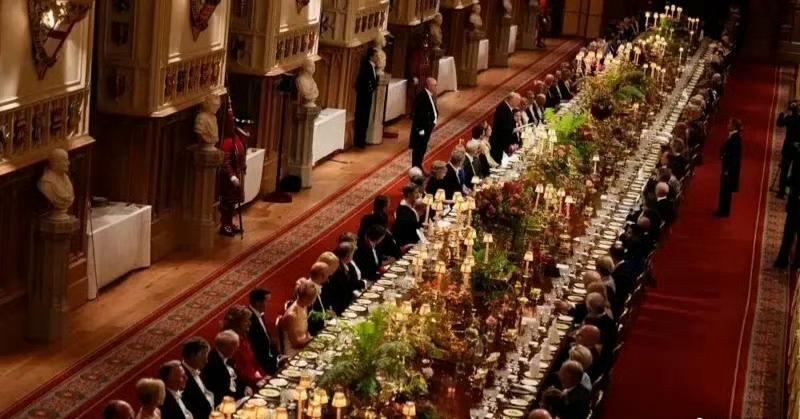 浅薄。

代表性人物肯定是总统。

一点刺激都承受不住。

前几天去了一趟英国，