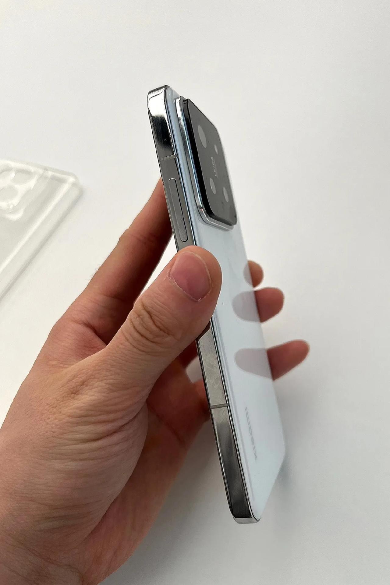 为什么买Xiaomi14的人那么多，是人傻钱多还是被实力征服

其实看了双十一销