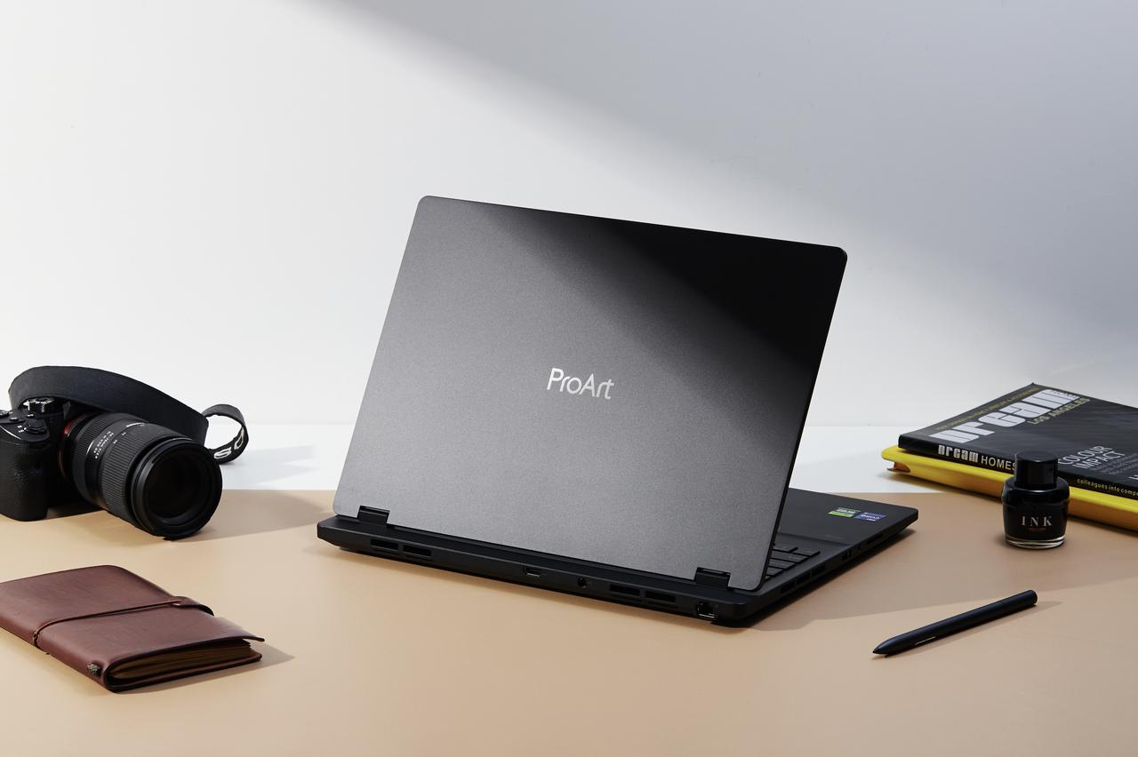 不得不说，现在新媒体行业是真的火，身边不少在干传统行业的同学、朋友，这几年要么直