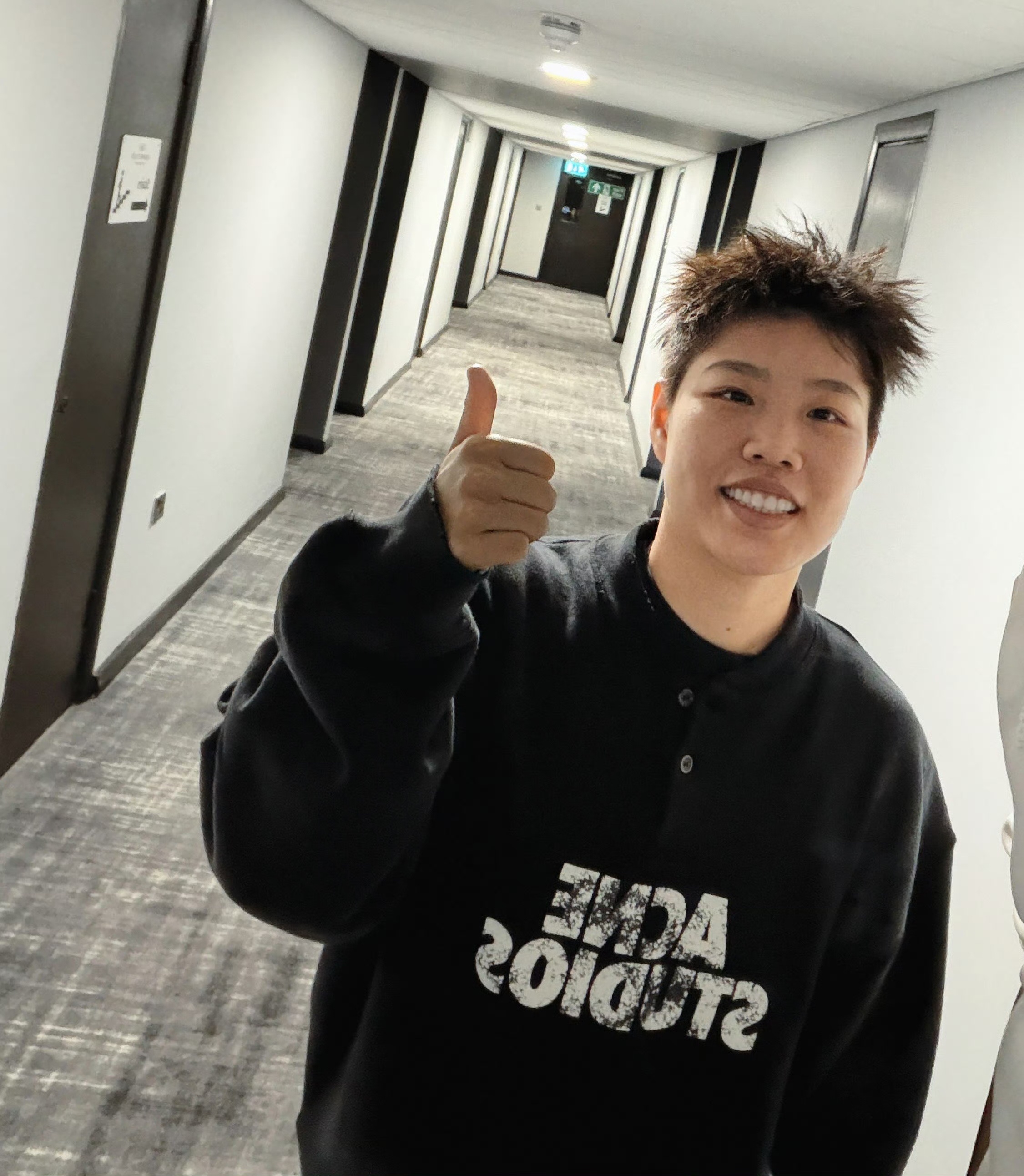 一切暂停，奔向全英（我老婆的脸又圆了回来，很好，不是只有我一个人过年圆了