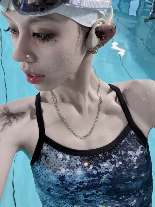 夏天过去了 游泳人的春天来了