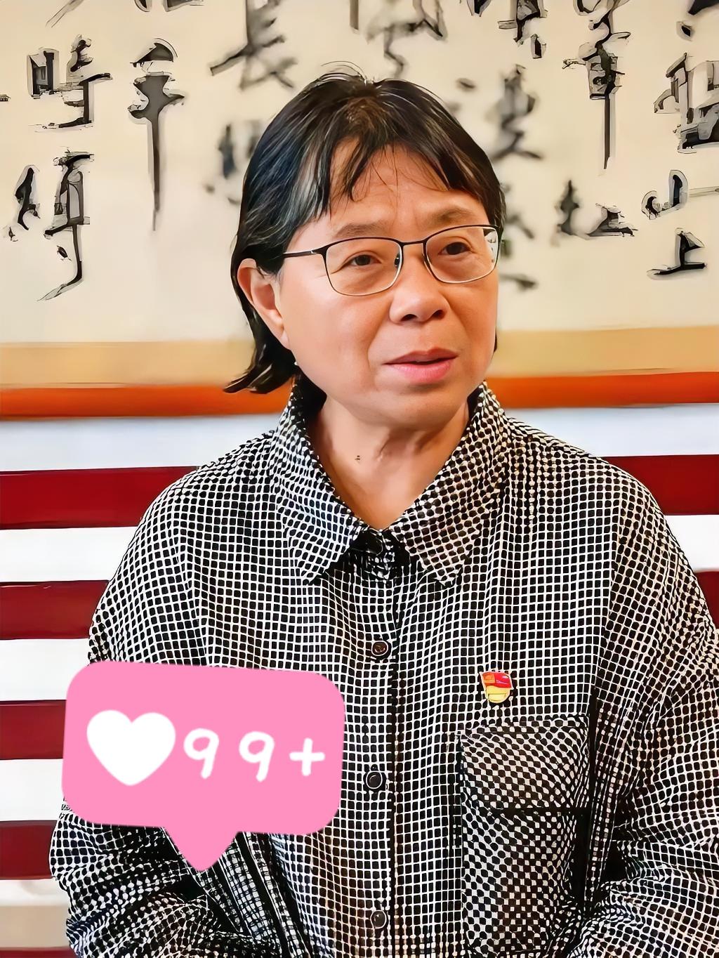 张桂梅终于能喘口气了。
​华坪女高的新教学楼落成交付，她把日常管理的担子，交到了