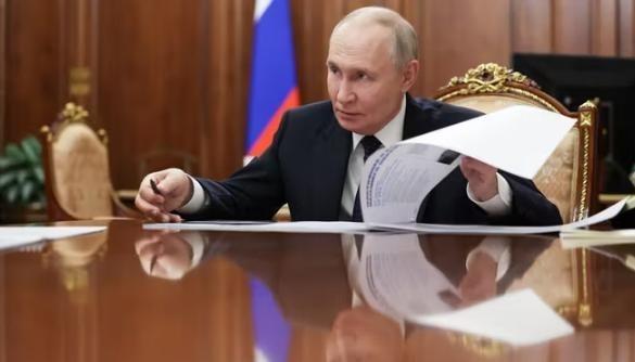 很多人以为，中国不军援俄罗斯，是怕了西方的“制裁”，错了！真相是，恰恰是中国“没