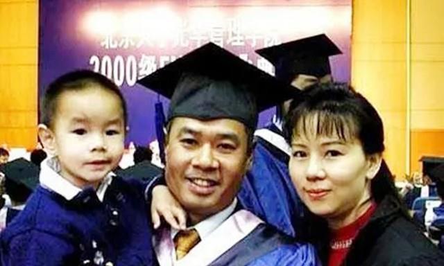 [中国赞]1993年，体操王子李宁娶了师姐陈永妍，婚后6年一直都没有孩子，陈永妍
