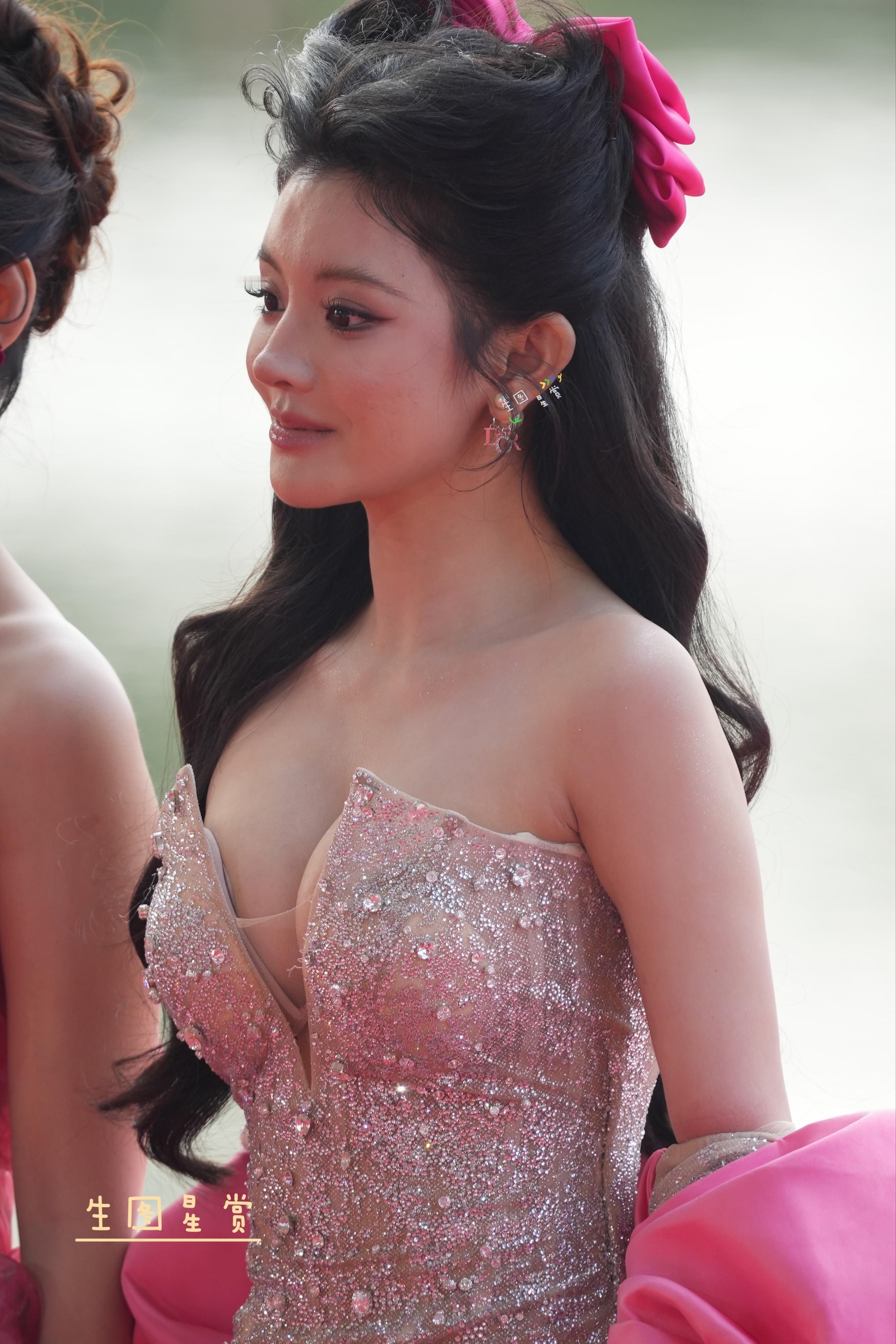 冷巴×横店微短剧之夜红毯 ​​​